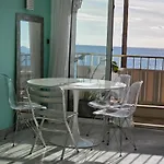 Апартаменты Paradou On The Beach, Amazing View, 3 Beds *