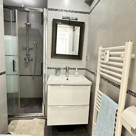 Paradou On The Beach, Amazing View, 3 Beds Apartment *