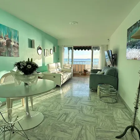 Apartment Paradou On The Beach, Amazing View, 3 Beds Antibes