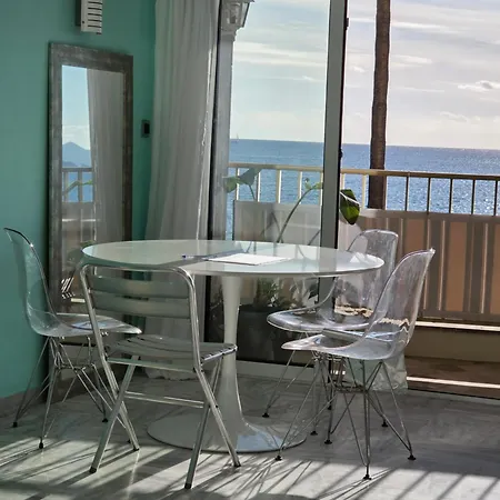 Appartamento Paradou On The Beach, Amazing View, 3 Beds *
