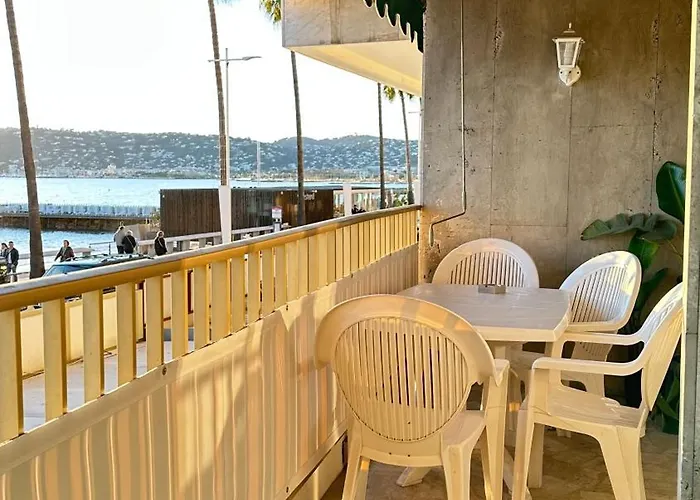 Paradou On The Beach, Amazing View, 3 Beds Daire Antibes